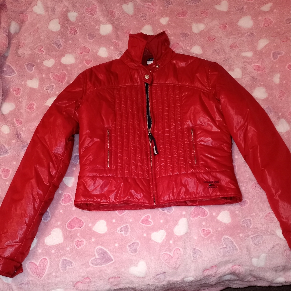 Tommy Hilfiger Tommy jeans red puffer jacket super cute! Size medium